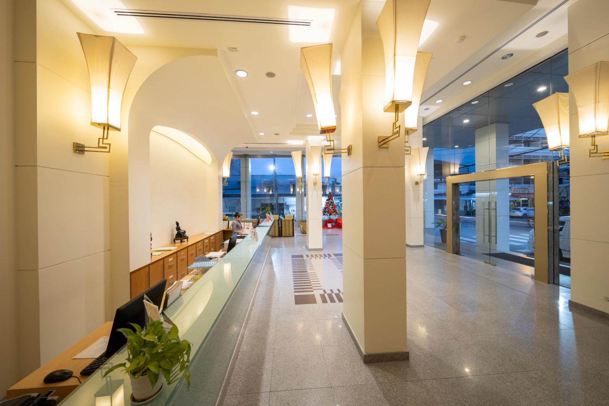 New Season Hotel Hat Yai Exterior photo